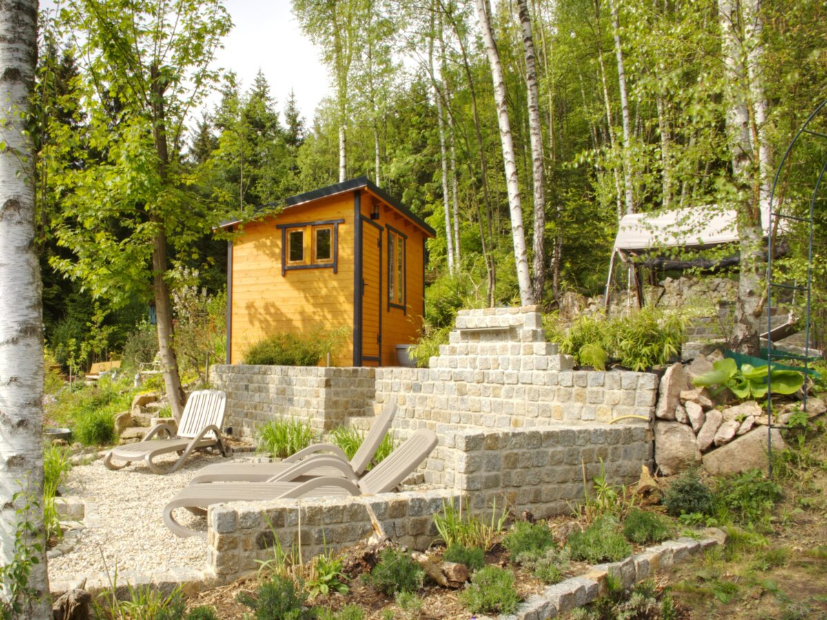 Saunahaus im Garten - Gartensauna Waldhaus Anna