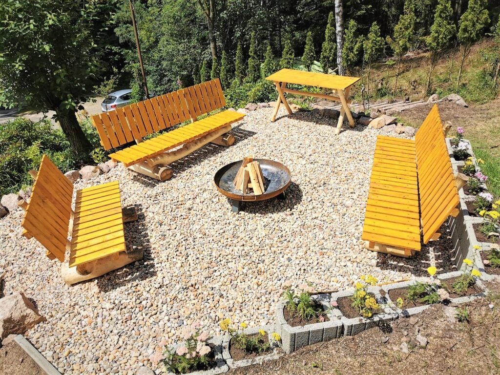 Grillplatz mit Lagerfeuer