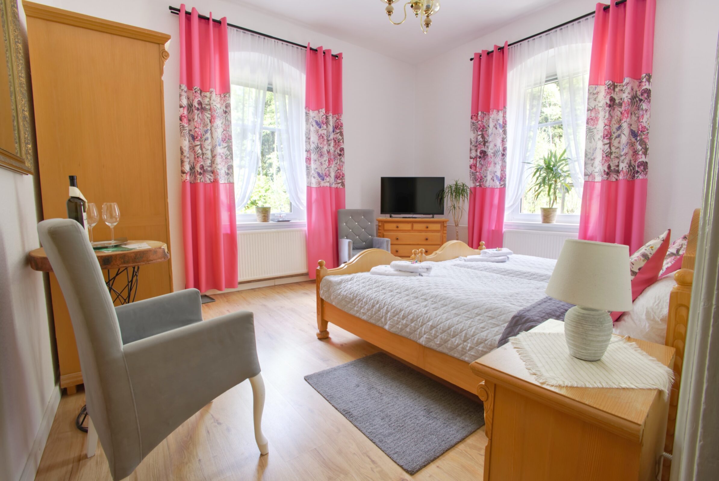 Pfingstrosenzimmer - Foto 1